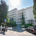 Appartement Le Floriana-2 By Interhome