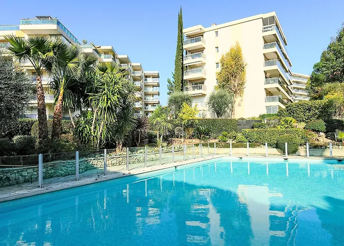 شقة Le Floriana-2 By Interhome *