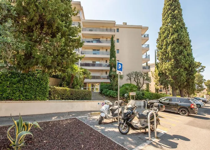 شقة Le Floriana-2 By Interhome كان