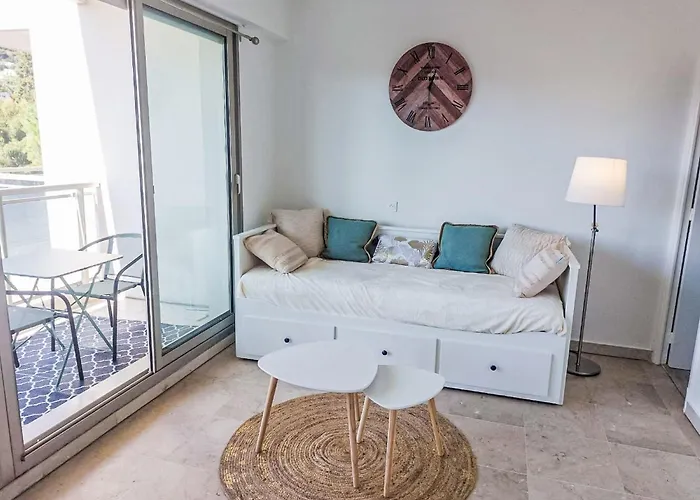 Le Floriana-2 By Interhome شقة كان