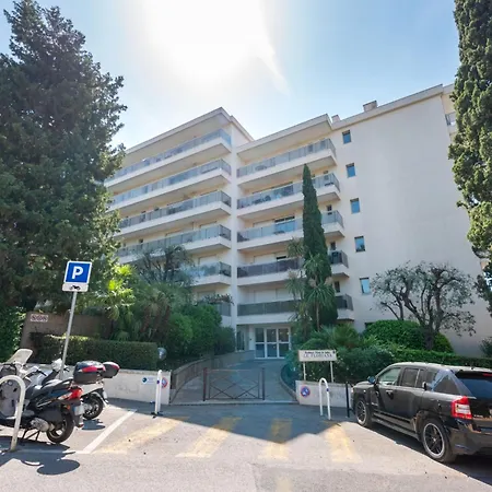 Апартаменты Le Floriana-2 By Interhome