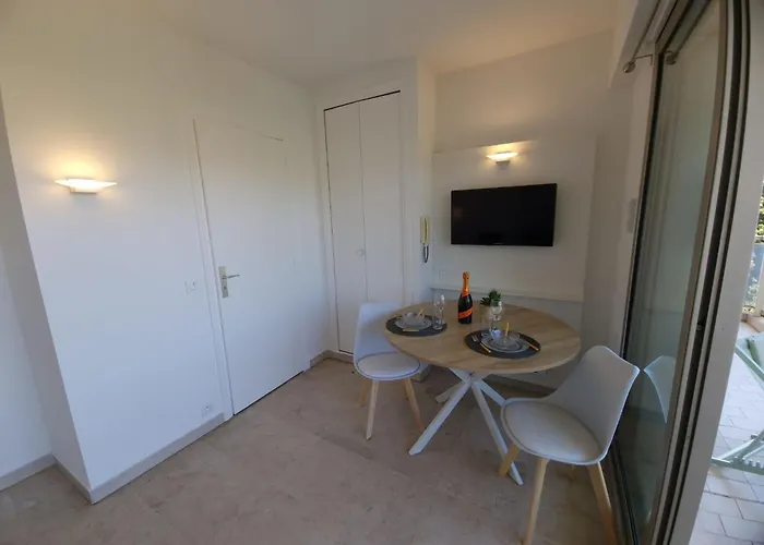 Le Floriana-2 By Interhome Apartman *
